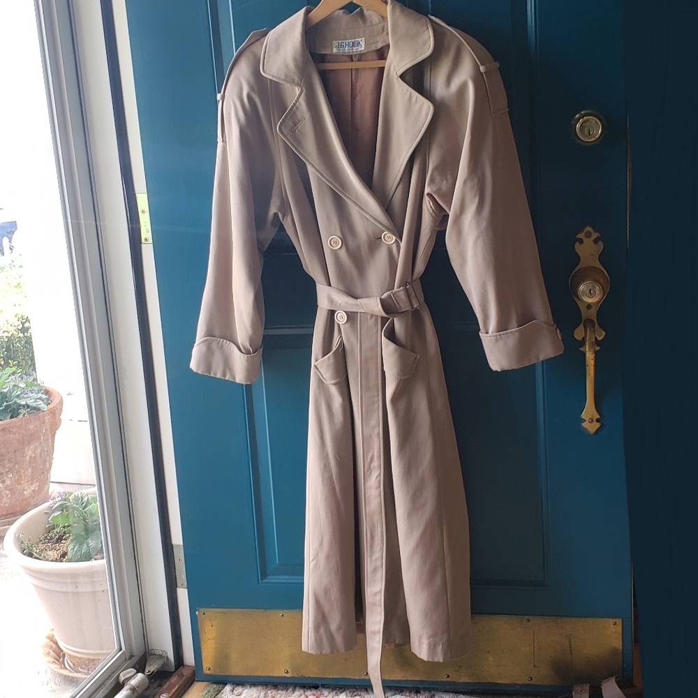 Vintage Double-brested Belted Trench Coat